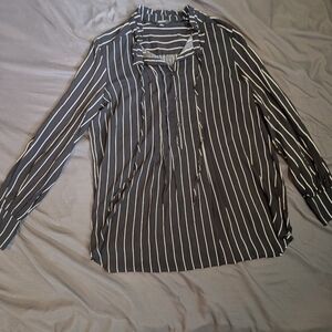 Simply Vera Vera Wang Black and White Striped Button Down Shirt long sleeve NWT